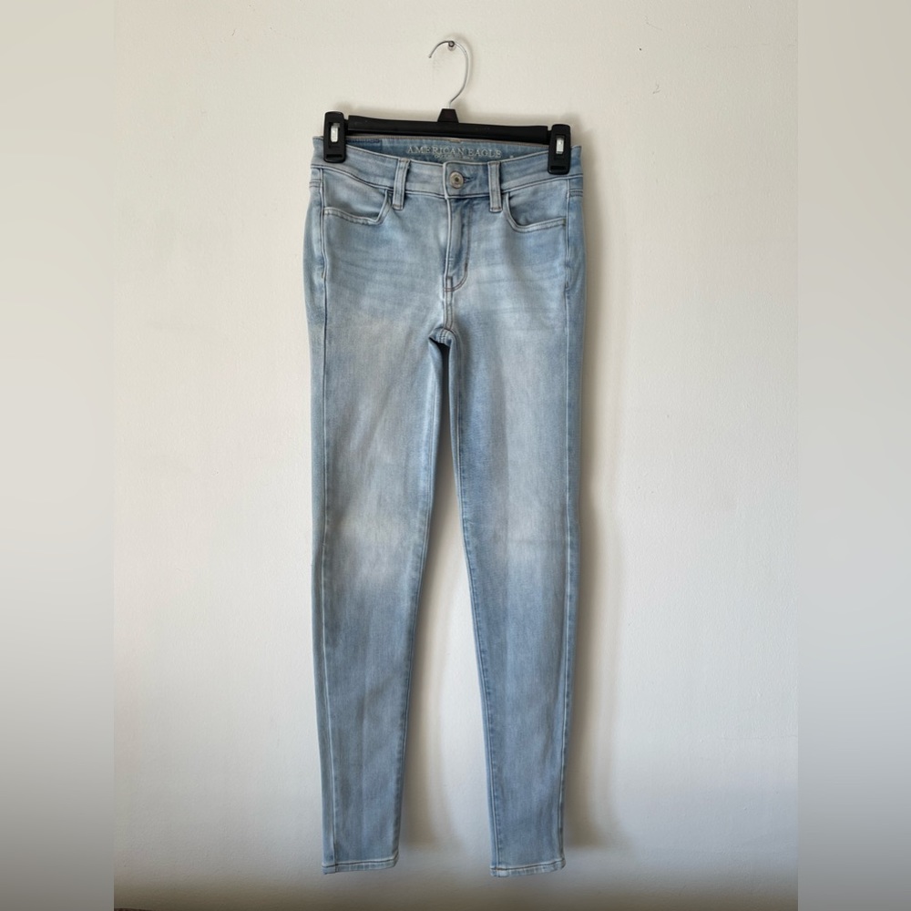 American Eagle Faded Blue High Rise Jegging